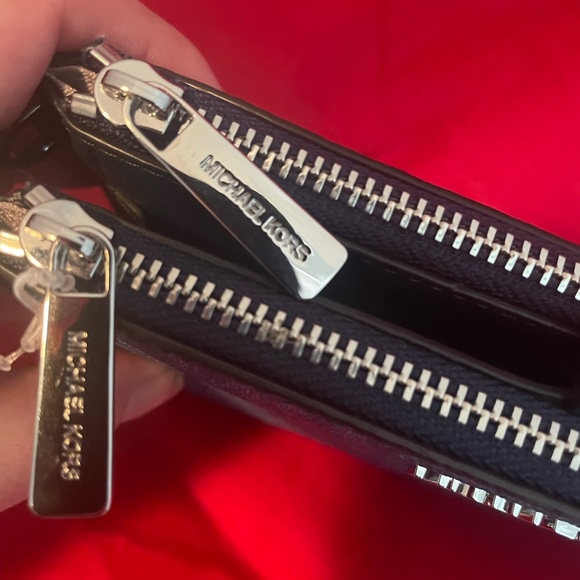 Michael Kors Blue Monogram Wallet - Picture 4 of 11